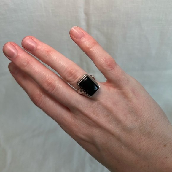 Sterling Silver Black Onyx Ring Size 5.5 - Picture 1 of 7